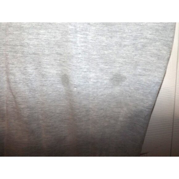 Disney Zappar Men's 2XL Gray Mickey Mouse T-Shirt 2 SMALL GREASE SPOTS ON BACK - Picture 6 of 6